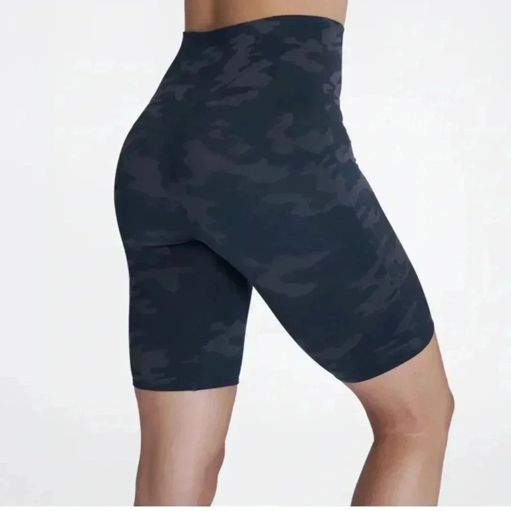 SPANX look at me now bike short black camo